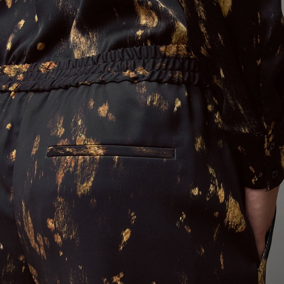 AllSaints Mid-Rise Tapered Trousers Aleida Ronnie - Picture 4 of 4